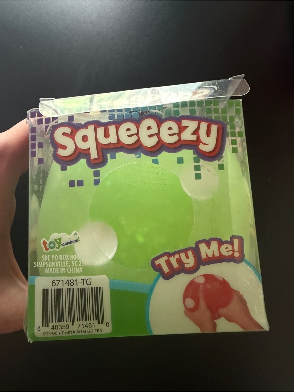 New Squeeezy Jumbo Squishy Green Dice Toymendous XL Squeeze Toy 3+ Tactile